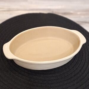Pampered Chef Small Oval Baker Stonewear, New Traditions Ivory